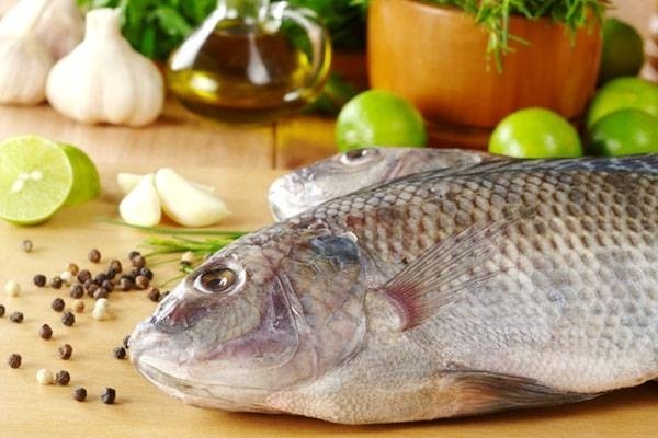 cá nướng giấy bạc bằng nồi chiên không dầu